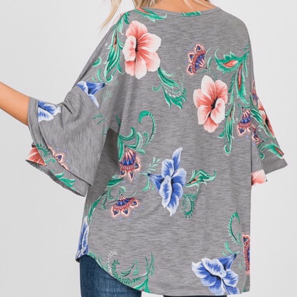 Plus Laura Bell Sleeve Floral Top! - Picture 7 of 9